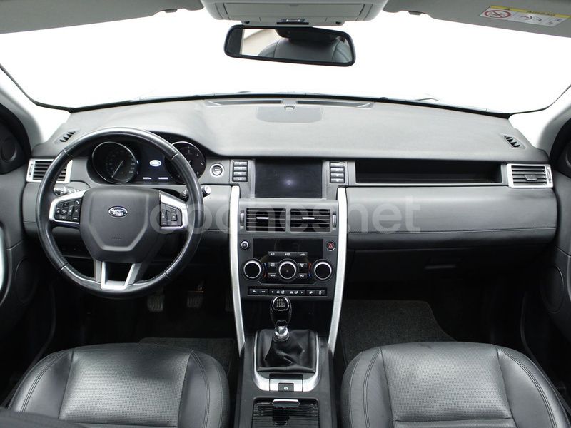 Usado Land Rover Discovery Sport HSE Luxury 180 CV (132 kW) 2018 Marrón SUV