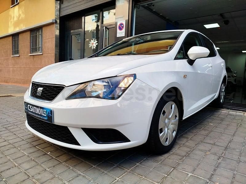 Usado Seat Ibiza Style 90 CV (66 kW) 2017 Blanco Berlina