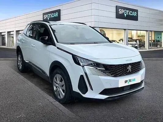Usado Peugeot 3008 Active 130 CV (95 kW) 2021 SUV