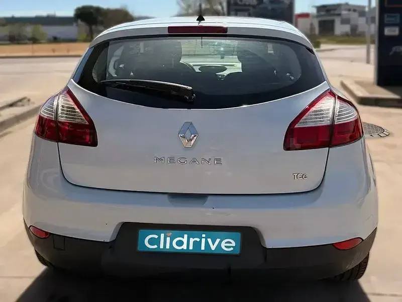 Usado Renault Mégane III Dynamique 115 CV (84 kW) 2012 Blanco Berlina