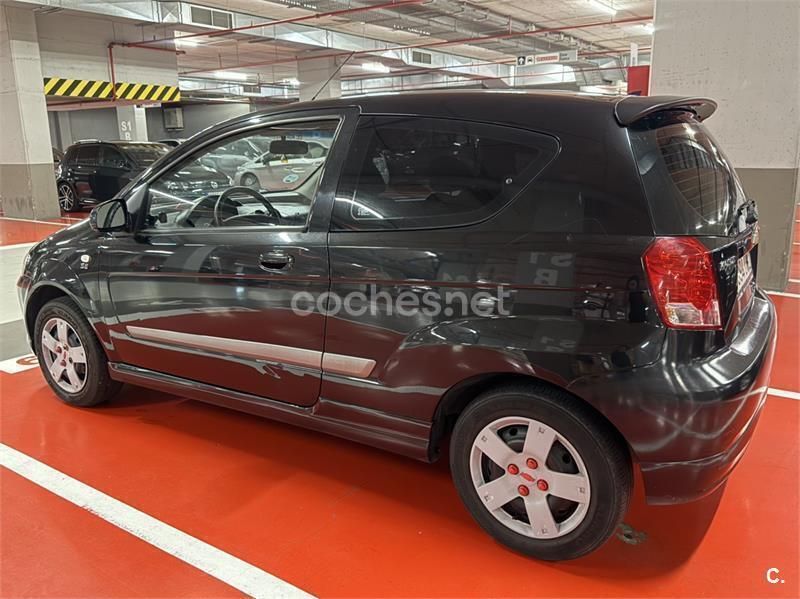 Negro Usado 2006 Chevrolet Kalos SE Berlina | 2500 € (Precio justo) - Imagen 1/4