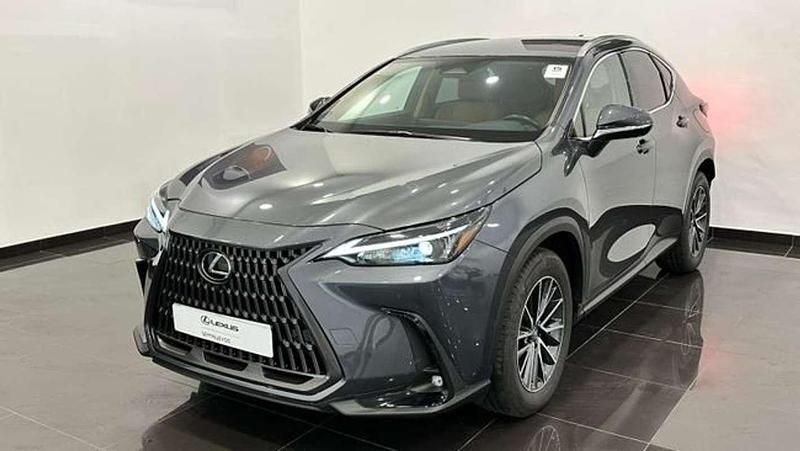 Usado Lexus NX450h+ Executive Line 303 CV (222 kW) 2023 Gris SUV