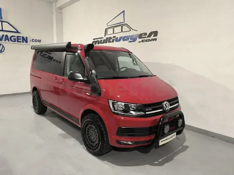 Usado VW California Beach 150 CV (110 kW) 2020 Rojo Van