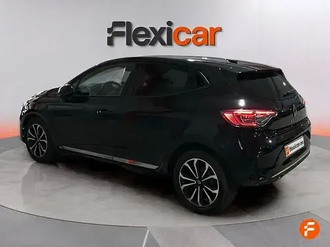 Usado Renault Clio Techno 90 CV (66 kW) 2025 Negro Utilitario