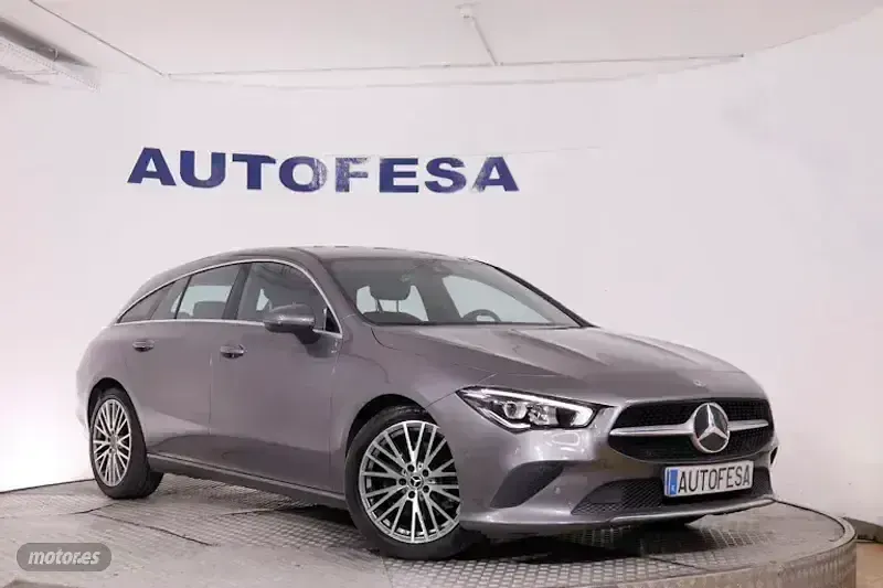 Usado Mercedes CLA220 Shooting Brake 190 CV (139 kW) 2021 Gris Familiar