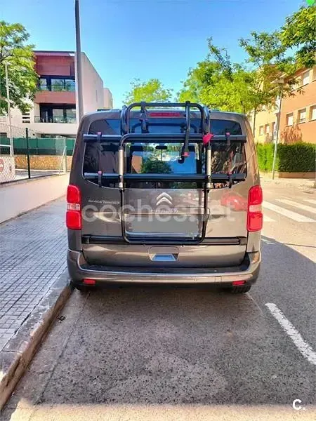Usado Citroën Spacetourer Feel 120 CV (88 kW) 2021 Gris / plata Monovolumen