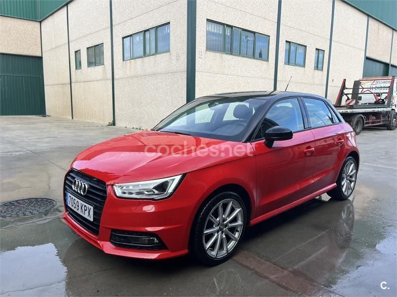Usado Audi A1 Sportback Exclusive 95 CV (69 kW) 2018 Rojo Utilitario
