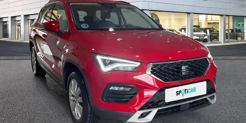 Usado Seat Ateca Style 150 CV (110 kW) 2023 Rojo SUV