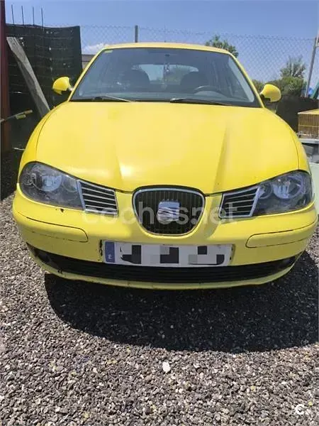 Usado Seat Ibiza Sport 130 CV (95 kW) 2003 Amarillo Utilitario