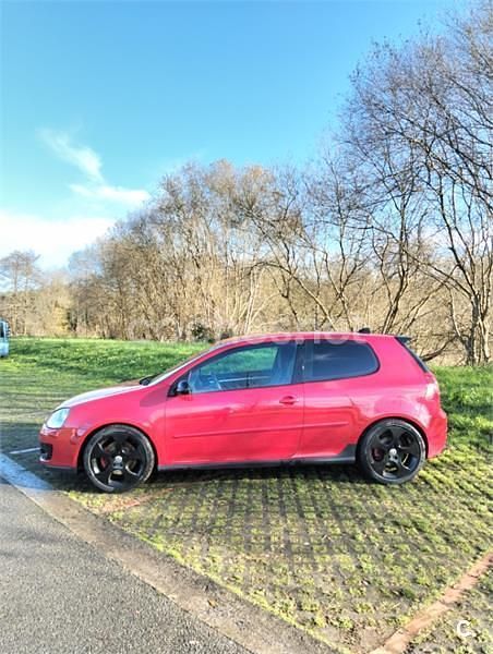 Usado VW Golf IV GTI 200 CV (147 kW) 2005 Rojo Berlina