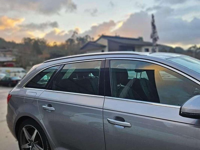 Usado Audi A4 Design 150 CV (110 kW) 2017 Gris Familiar