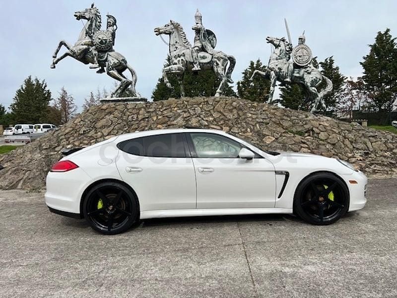 Usado Porsche Panamera 400 CV (294 kW) 2011 Blanco Utilitario