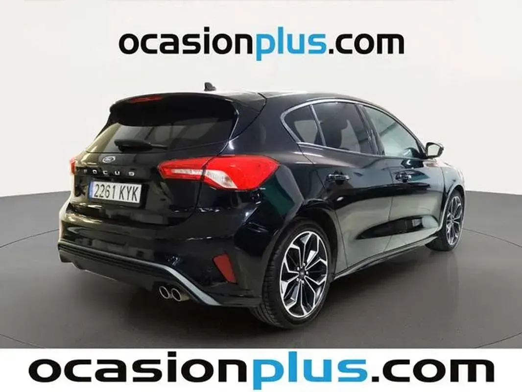 Usado Ford Focus ST-Line 125 CV (91 kW) 2019 Negro Utilitario