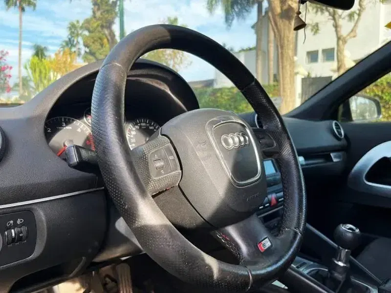 Usado Audi A3 Premium 140 CV (102 kW) 2007 Negro Utilitario