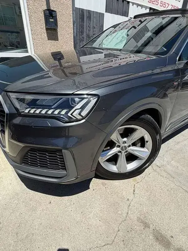 Usado Audi Q7 237 CV (174 kW) 2020 Gris SUV