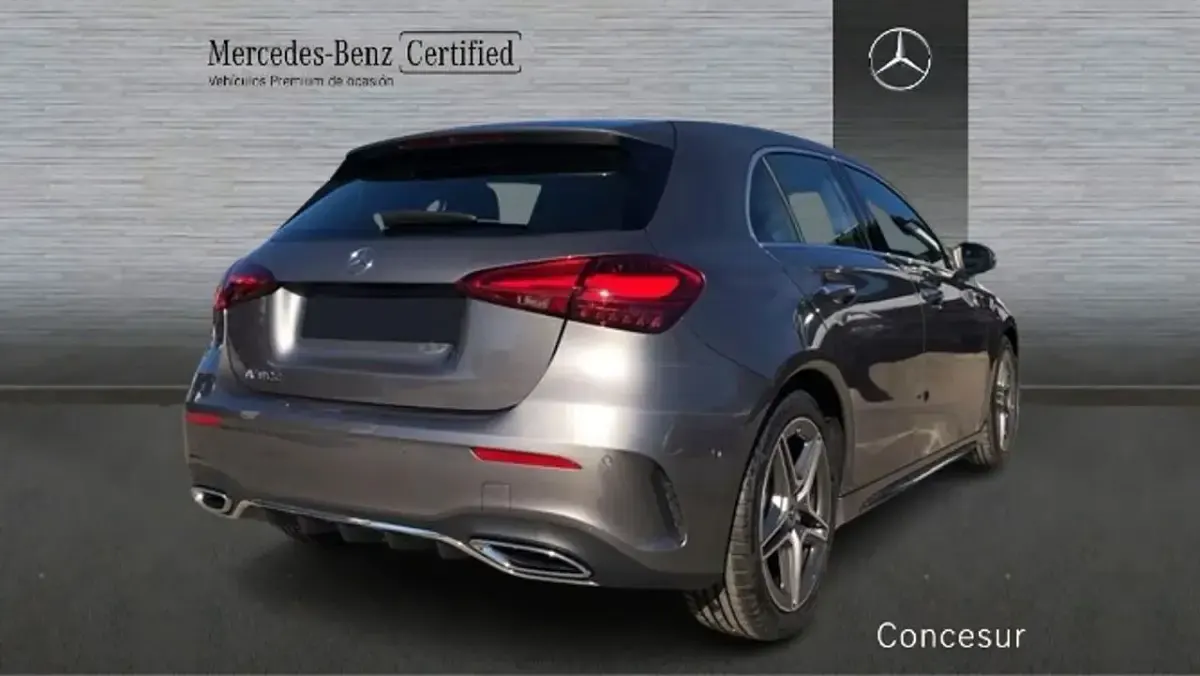 Usado Mercedes A200 149 CV (109 kW) 2025 Gris Berlina