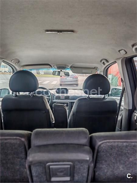 Usado Opel Meriva Cosmo 100 CV (73 kW) 2006 Gris / plata Monovolumen