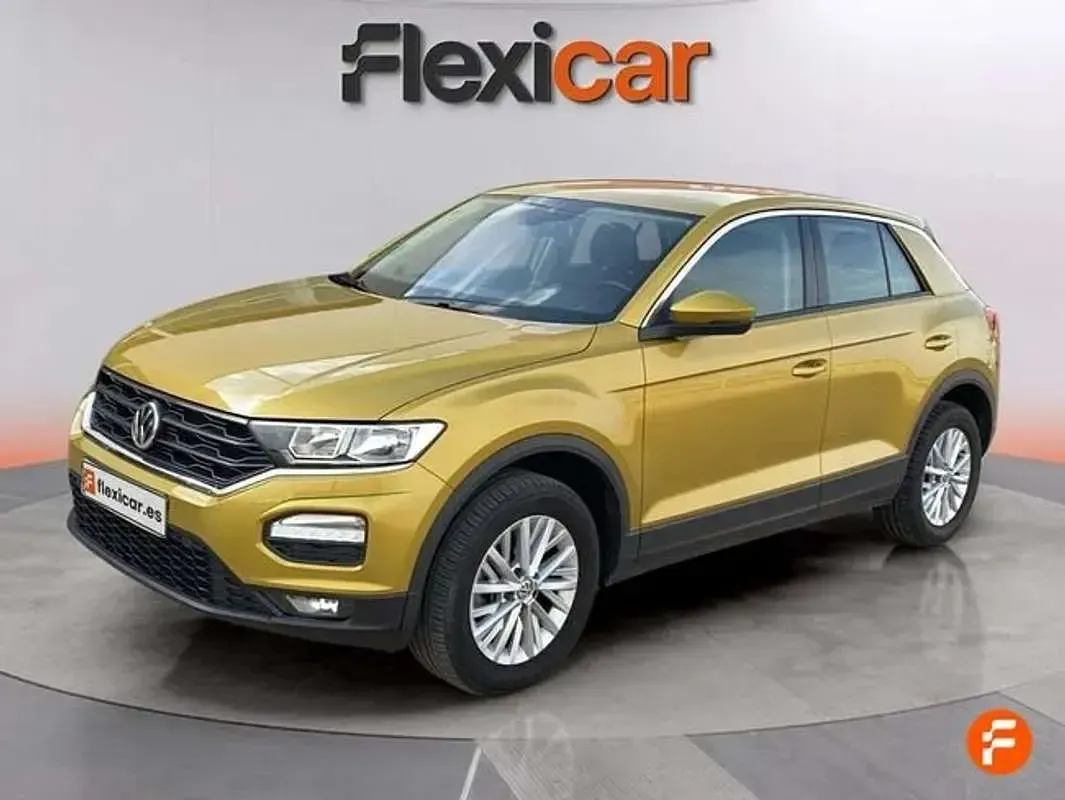Usado VW T-Roc Advance 116 CV (85 kW) 2019 Amarillo SUV