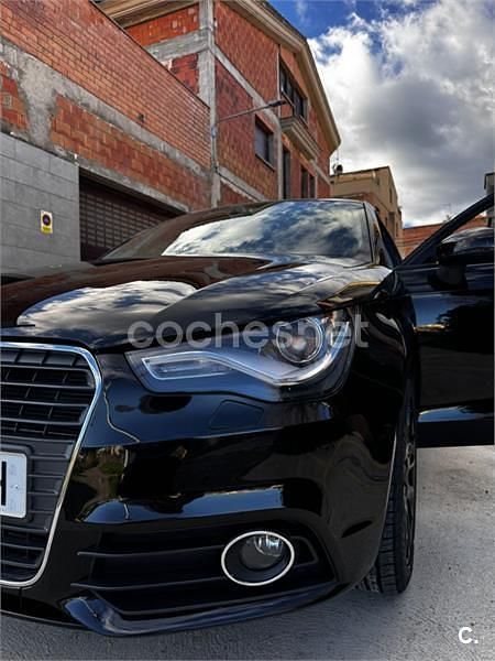 Usado Audi A1 Attraction 105 CV (77 kW) 2012 Negro Utilitario