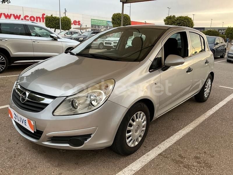 Gris / plata Usado 2009 Opel Corsa Cosmo Berlina | 4500 € (Precio justo) - Imagen 1/1
