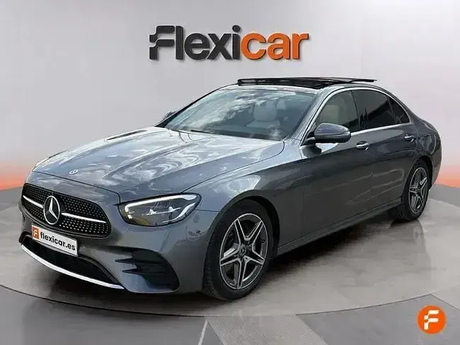 Usado Mercedes E220 194 CV (142 kW) 2021 Gris Berlina