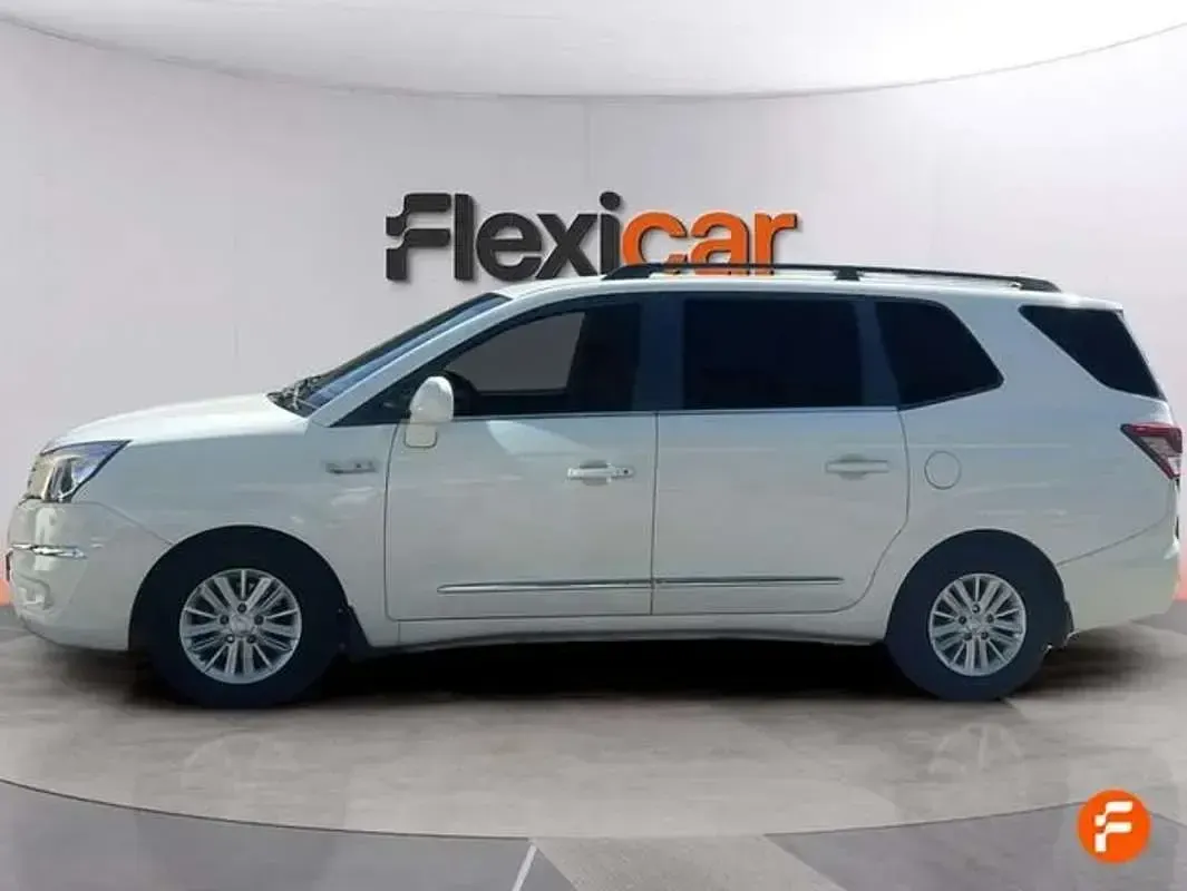 Usado SsangYong Rodius 178 CV (130 kW) 2016 Blanco Monovolumen