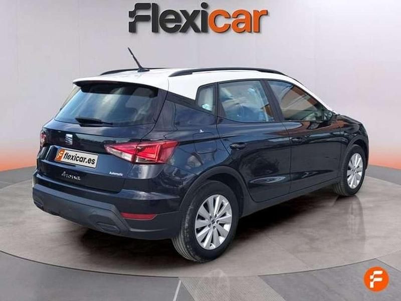 Usado Seat Arona Style 110 CV (80 kW) 2022 Azul SUV