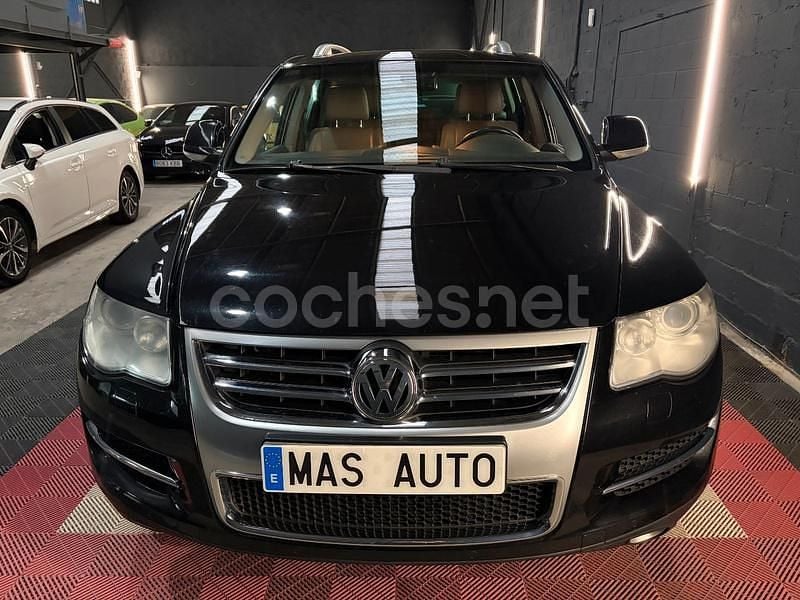 Usado VW Touareg 240 CV (176 kW) 2009 Negro SUV