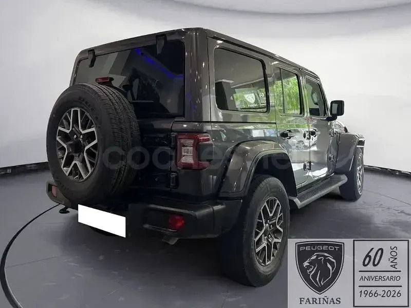 Usado Jeep Wrangler 381 CV (280 kW) 2021 Gris / plata SUV