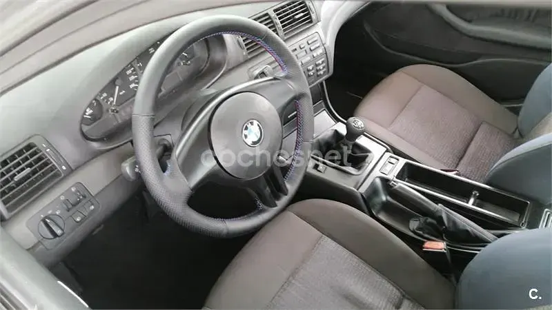Usado BMW 320 136 CV (100 kW) 2002 Negro Berlina