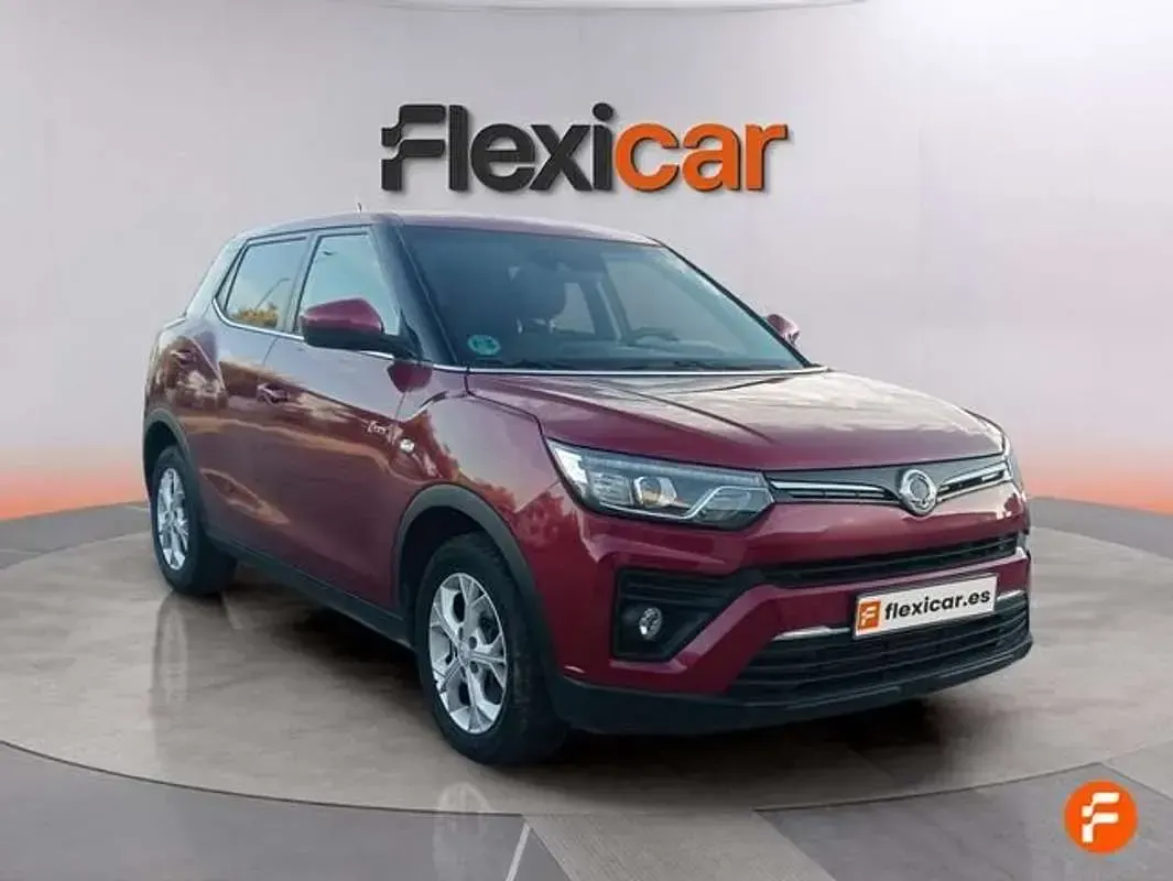 Usado SsangYong Tivoli 128 CV (94 kW) 2023 Rojo SUV