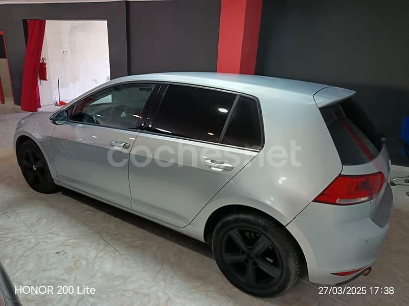 Usado VW Golf VII Edition 105 CV (77 kW) 2014 Gris / plata Berlina