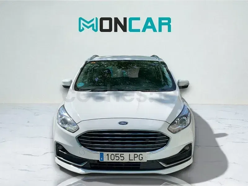 Begagnad Ford S-MAX Titanium 150 HK (110 kW) 2021 Vit Minibuss