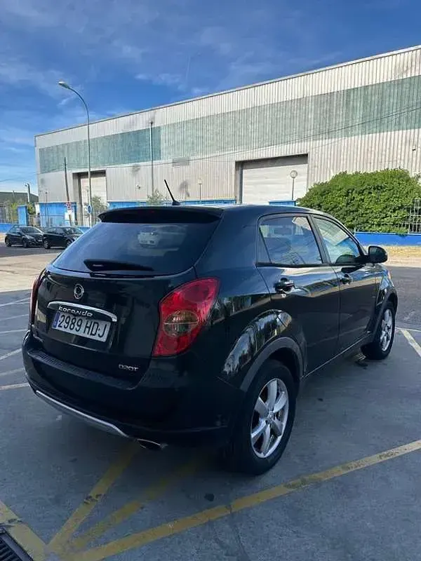 Usado SsangYong Korando Limited 175 CV (128 kW) 2011 Negro SUV