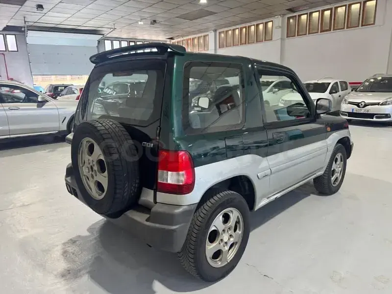 Usado Mitsubishi Montero 120 CV (88 kW) 2001 Verde SUV
