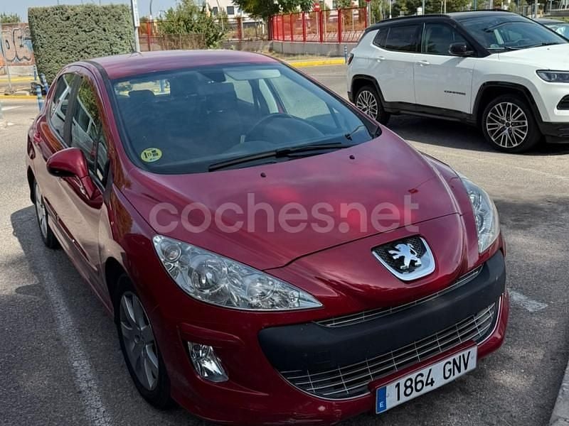 Usado Peugeot 308 Sport 90 CV (66 kW) 2009 Granate Berlina