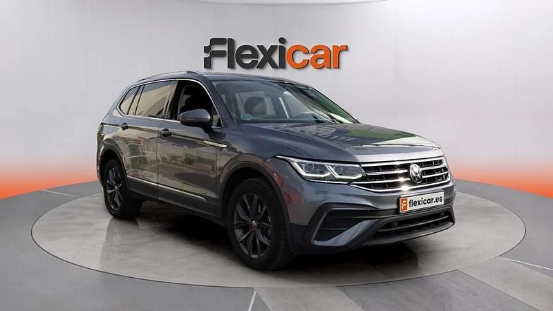 Usado VW Tiguan Life 150 HP (110 kW) 2023 SUV