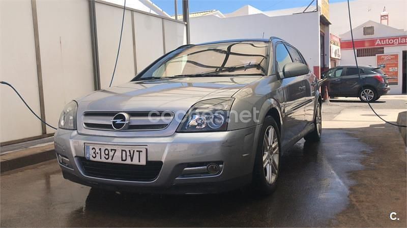 Gris / plata Usado 2006 Opel Vectra Design Edition Berlina | 3200 € (Precio justo) - Imagen 1/4
