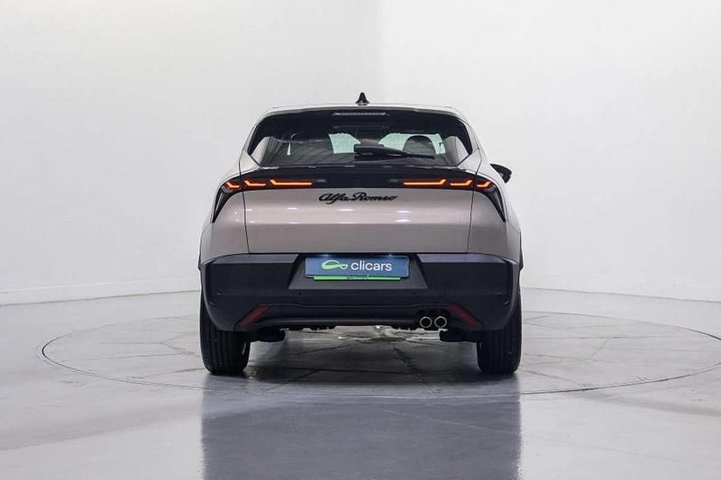 Usado Alfa Romeo GT Junior 145 CV (106 kW) 2025 Gris SUV