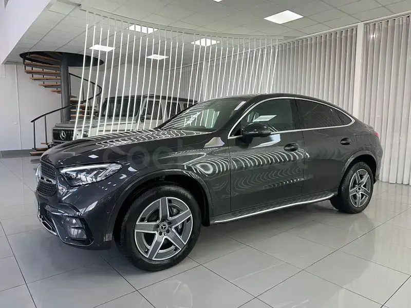 Usado Mercedes GLC300e 333 CV (244 kW) 2025 Gris / plata SUV