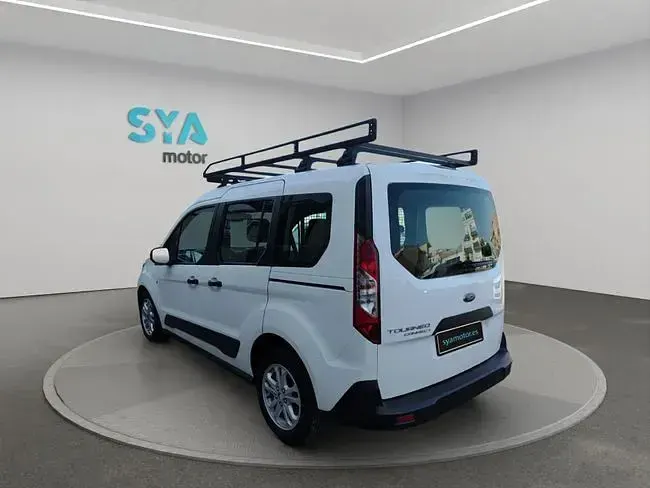 Usado Ford Tourneo Connect Trend 119 CV (87 kW) 2021 Blanco Monovolumen