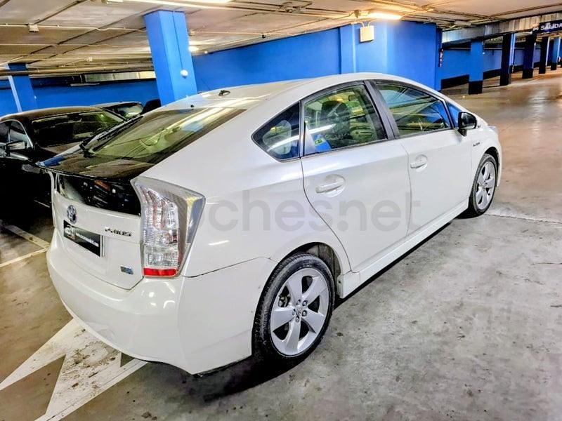 Usado Toyota Prius Advance 136 CV (100 kW) 2010 Blanco Utilitario