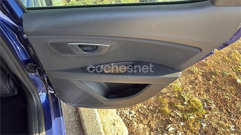 Usado Seat Leon FR 150 CV (110 kW) 2018 Azul Berlina