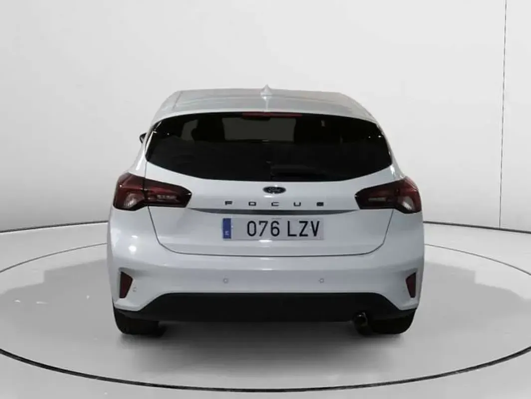 Usado Ford Focus Trend+ 120 CV (88 kW) 2022 Blanco Utilitario