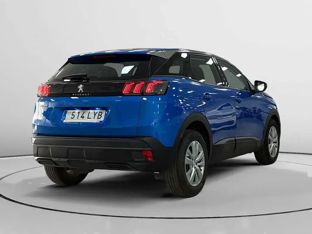 Usado Peugeot 3008 Active 131 CV (96 kW) 2022 Azul SUV