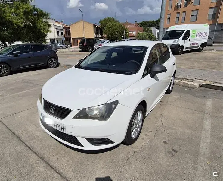 Usado Seat Ibiza I-Tech 90 CV (66 kW) 2014 Blanco Berlina