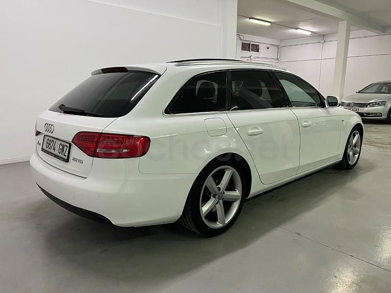 Usado Audi A4 S-Line 143 CV (105 kW) 2010 Blanco Familiar