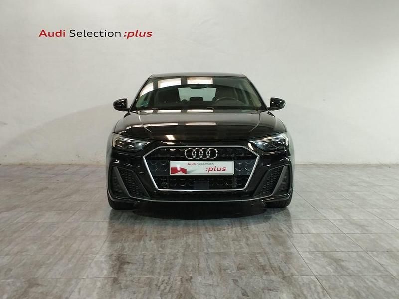 Usado Audi A1 116 CV (85 kW) 2025 Negro SUV
