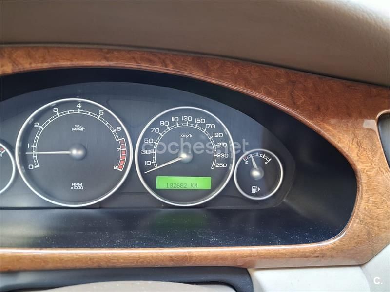 Negro Usado 2006 Jaguar X-type Executive Berlina | 3800 € (Buen precio) - Imagen 1/4