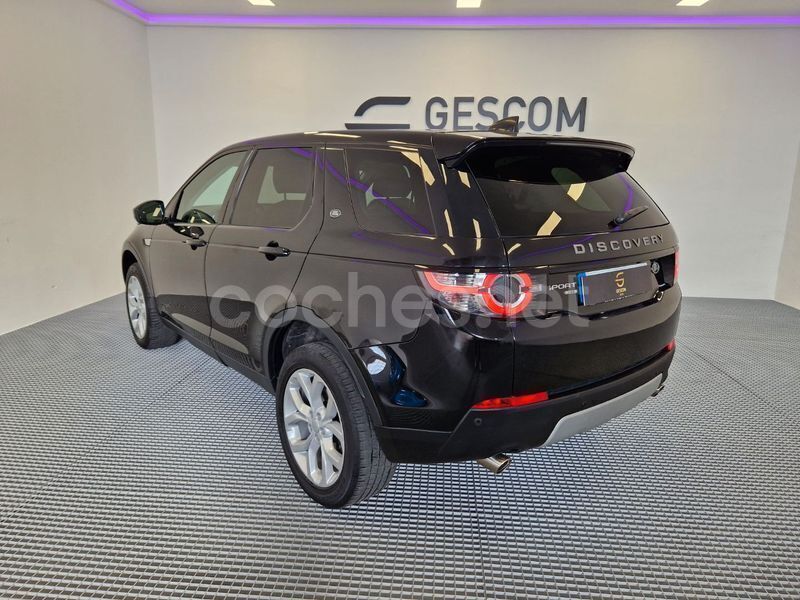 Usado Land Rover Discovery Sport HSE 180 CV (132 kW) 2018 Negro SUV